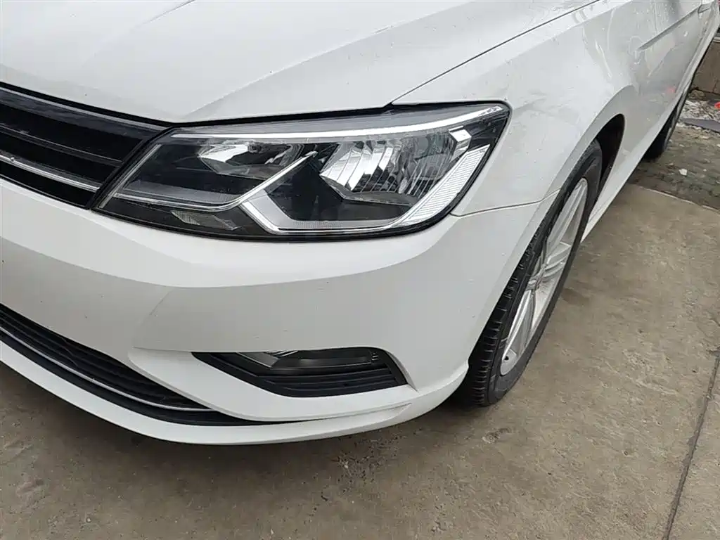 Volkswagen Lamando 2018 280TSI DSG Comfort Edition фото 24