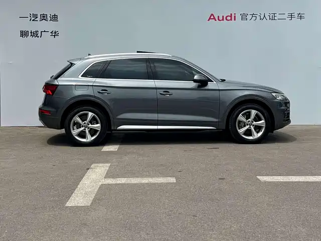 Audi Q5L 2020 40 TFSI Prestige Progressive — фото 3