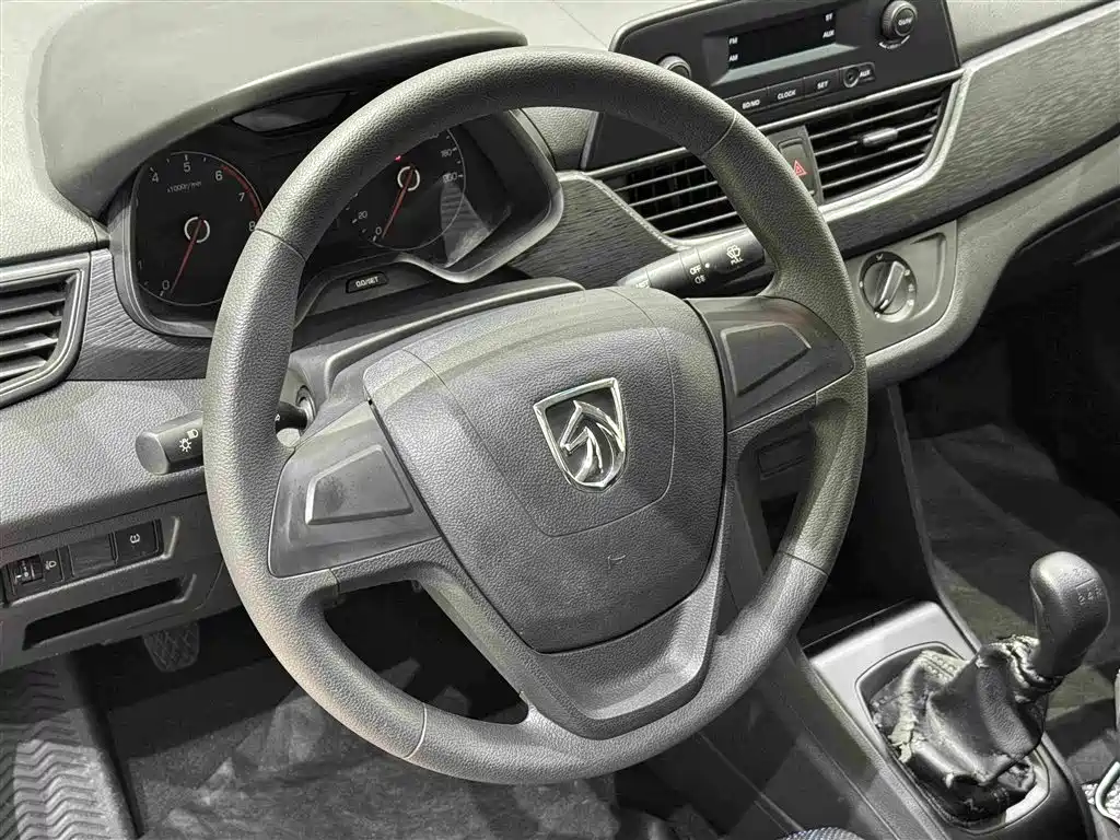 Baojun 310 2020 2020 1.2L Manual Value Edition