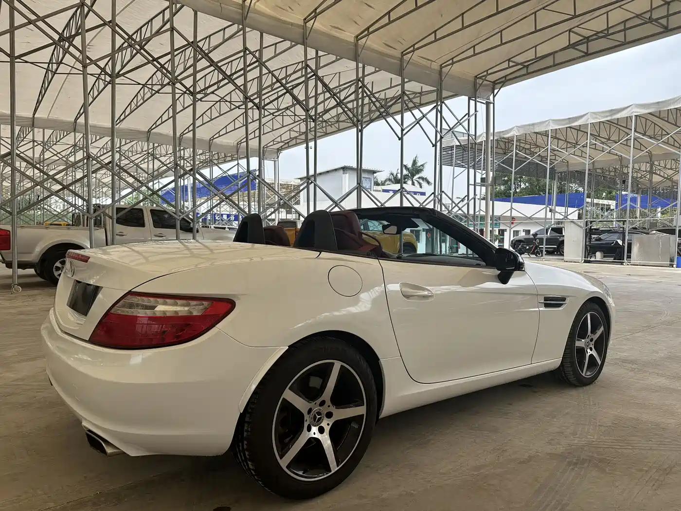 Mercedes-Benz SLK-Class 2011 SLK 200 Fashion фото 10
