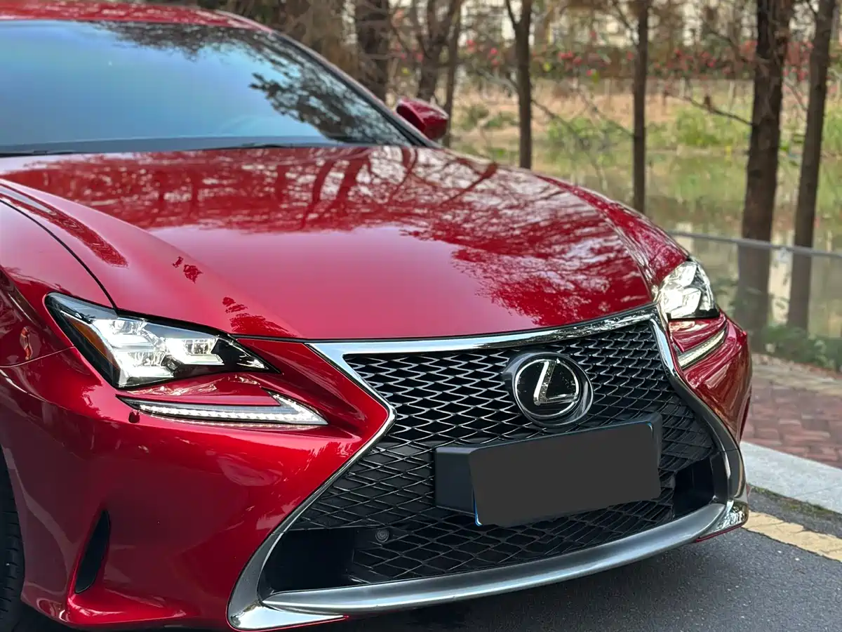 Lexus RC 2018 RC 300 F SPORT Edition фото 9