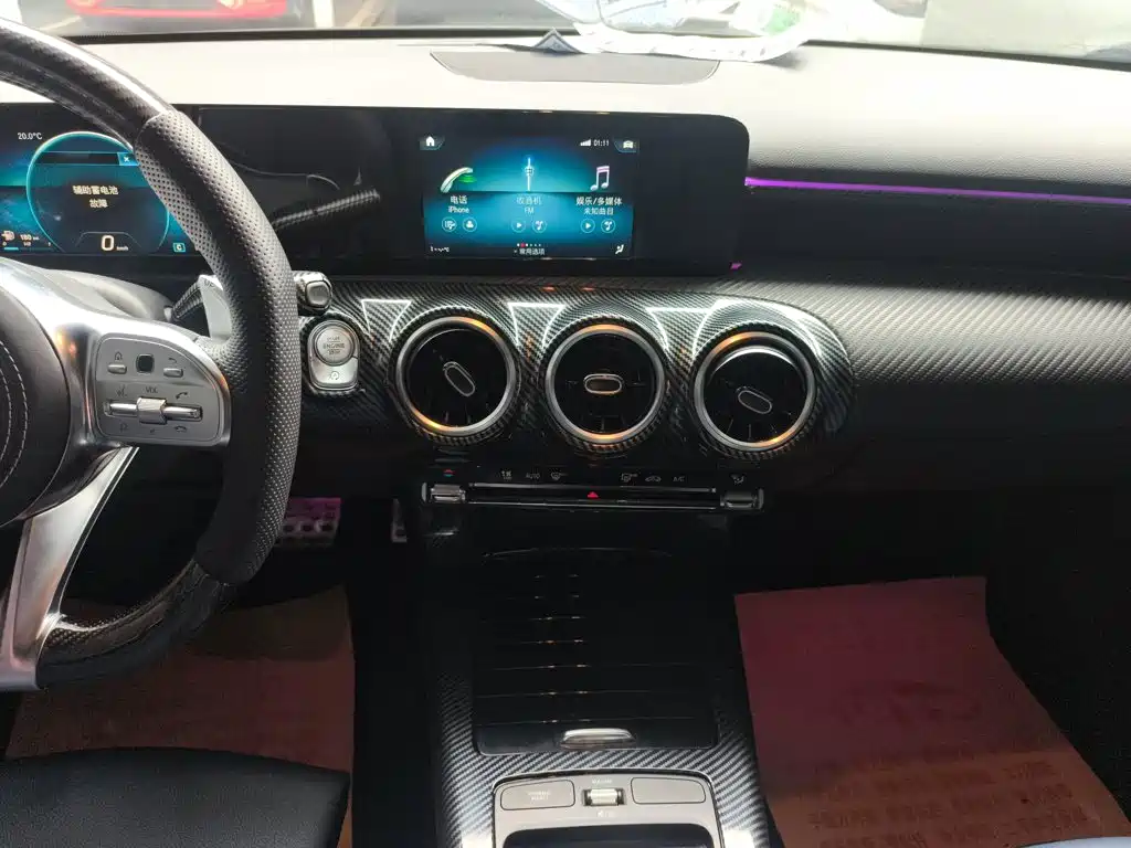 Фото 9 - Mercedes-Benz A-Class