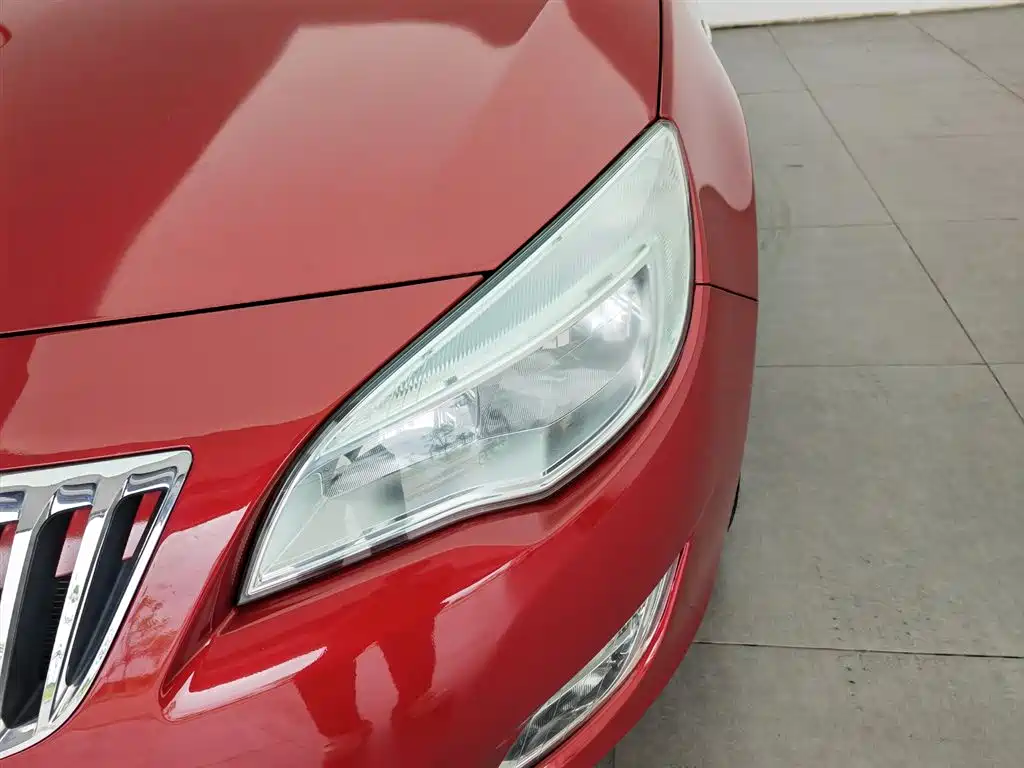 Buick Excelle 2014 XT 1.6L Automatic Fashion фото 7