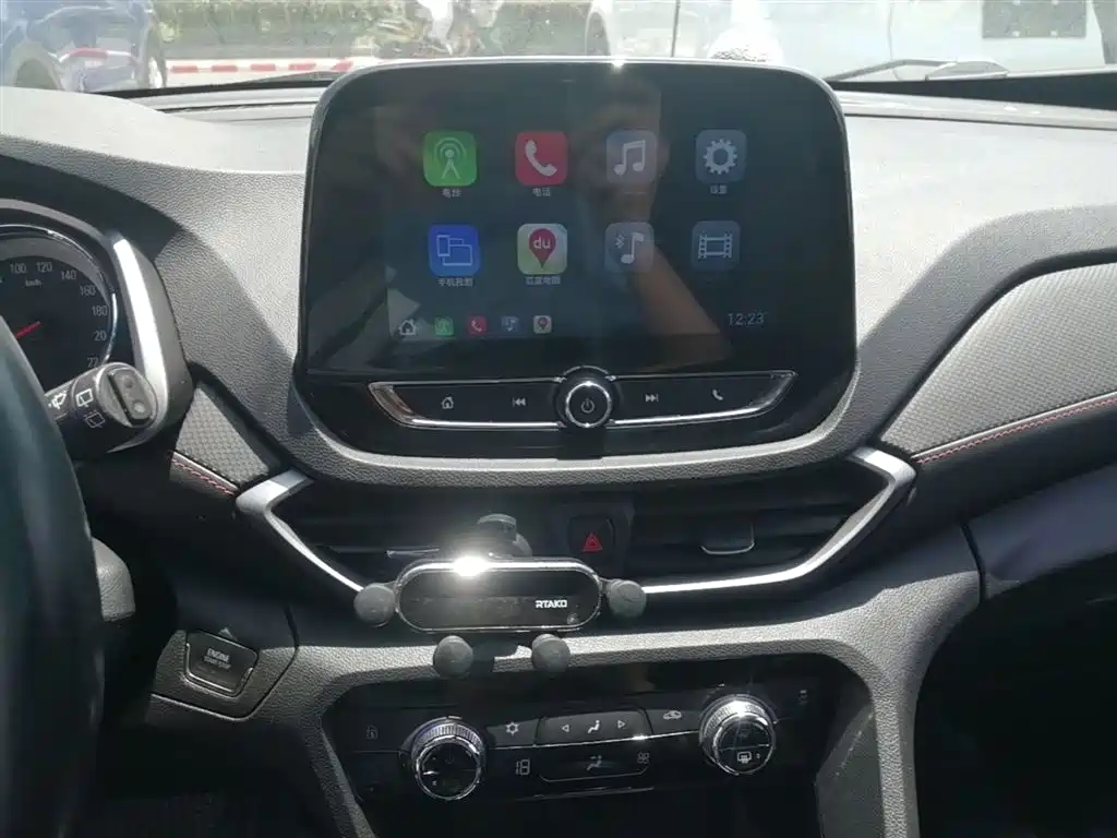 Chevrolet Volando 2019 Redline 530T Automatic Premium Enjoyment Edition (5+2 seater) China VI фото 13