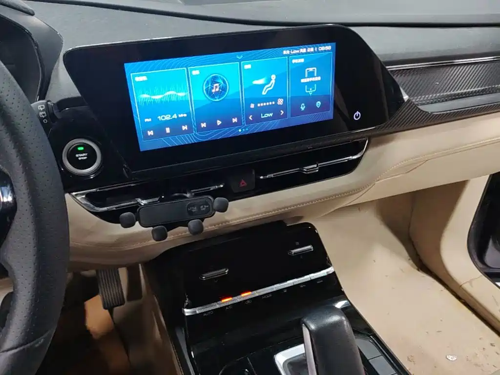 Wuling Motors Wuling Victory 2021 2020 1.5T CVT Flagship