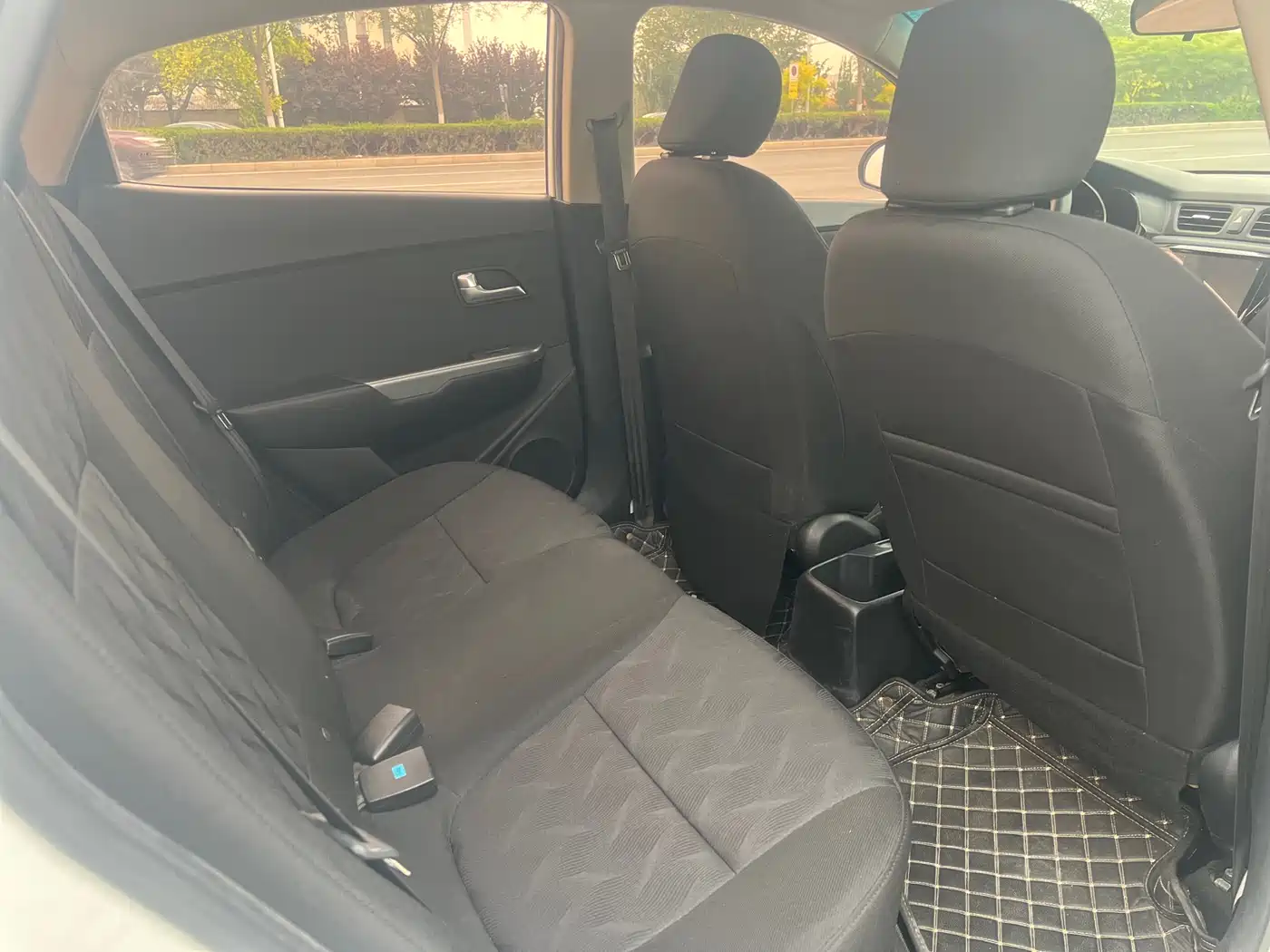 Kia K2 2015 Sedan 1.4L MT GLS фото 8