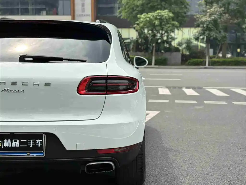 Porsche Macan 2014 Macan 2.0T фото 11