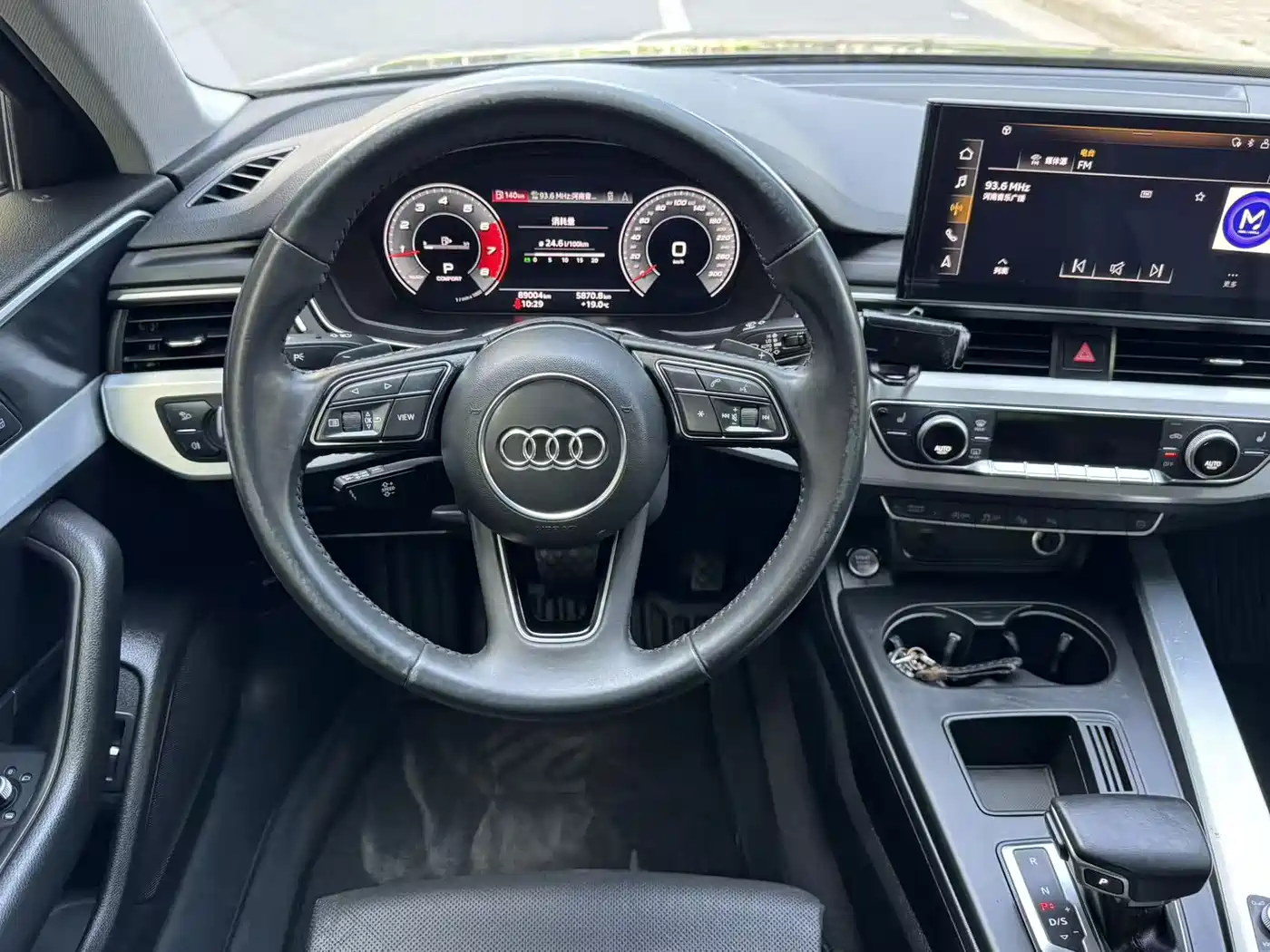 Audi A4L 2020 40 TFSI Luxury Dynamic фото 14