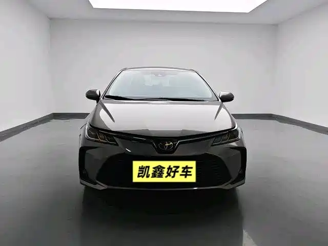 Toyota Corolla 2021 Hybrid 1.8L E-CVT Elite Edition фото 2