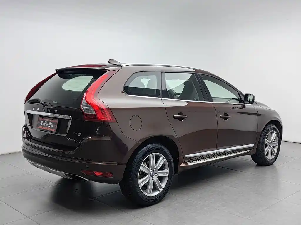 صورة 2 - Volvo XC60
