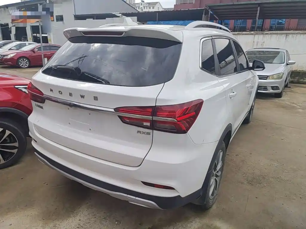 Фото 7 - Roewe RX5