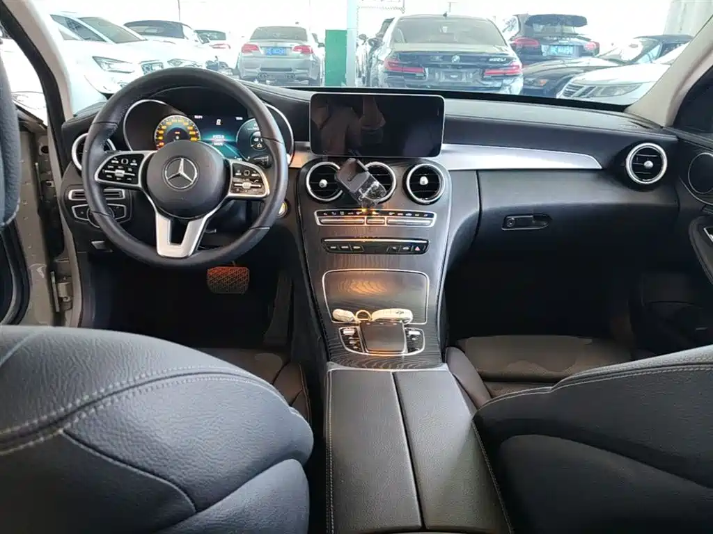 Mercedes-Benz C-Class 2019 Facelift C 260 L Sport фото 10