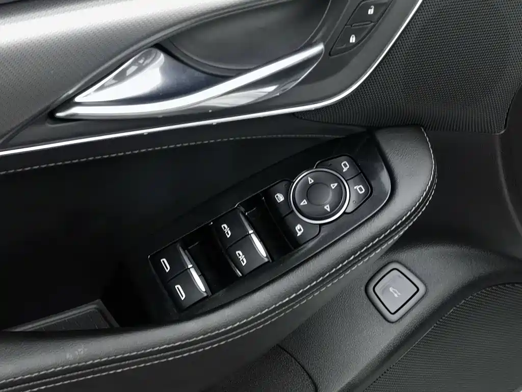 Cadillac CT5, миниатюра 9
