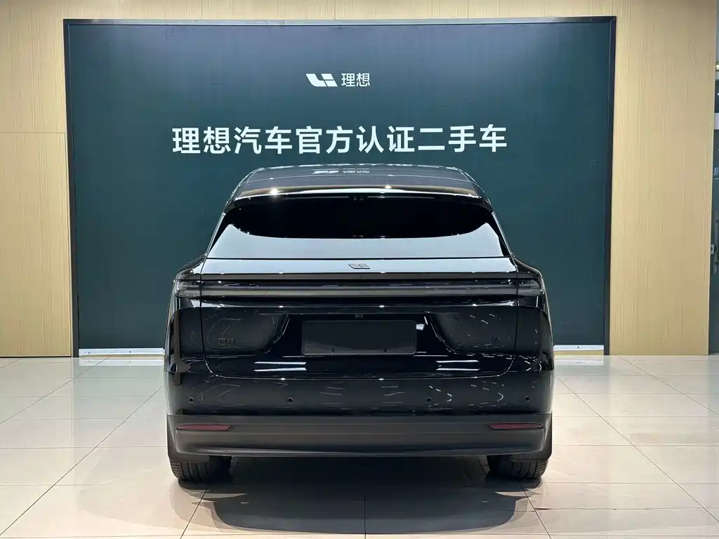 Li Auto i6 2025 2025 4WD Base Model