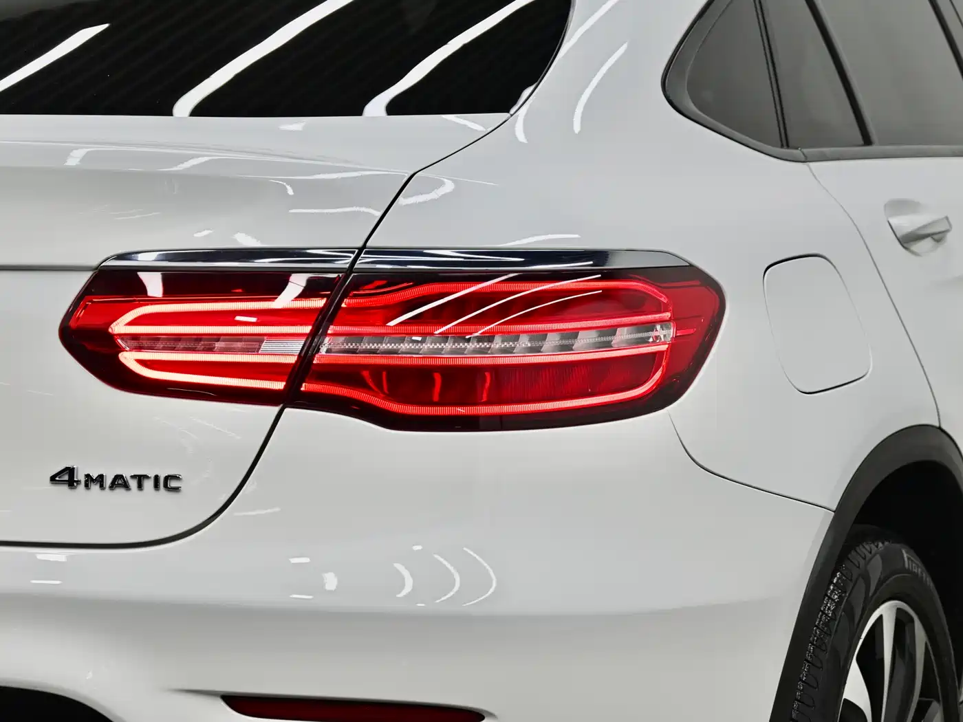 Mercedes-Benz GLC Coupe 2019 GLC 260 4MATIC Coupe SUV фото 35