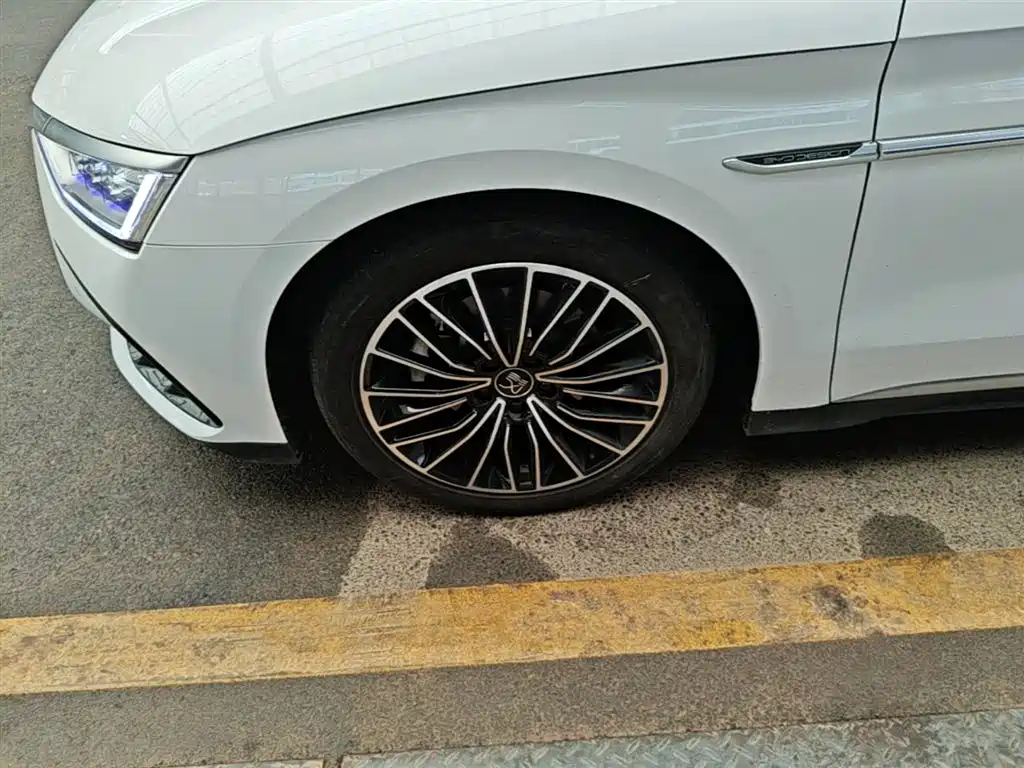 BYD Han 2022 DM-i 121KM Premium Edition фото 23