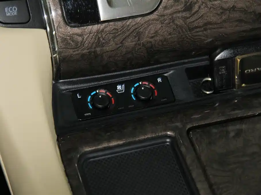 Toyota Alphard 2023 Dual Hybrid 2.5L Ultimate Gold Edition фото 19
