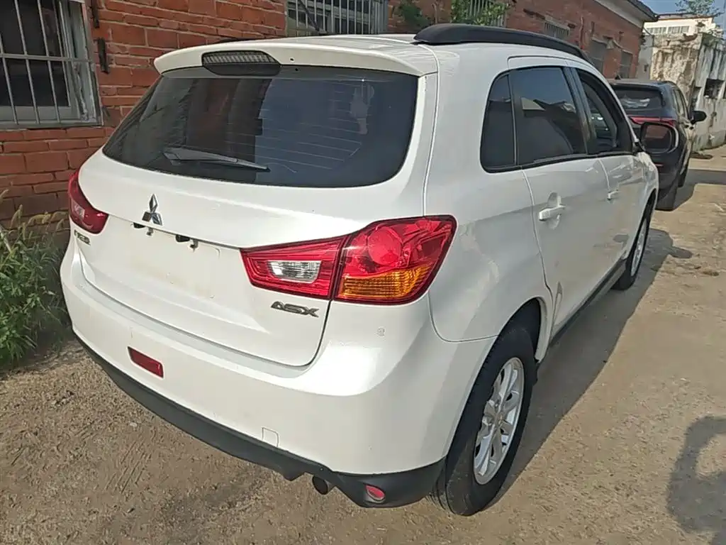 Mitsubishi ASX 2015 2013 2.0L CVT 2WD Elite
