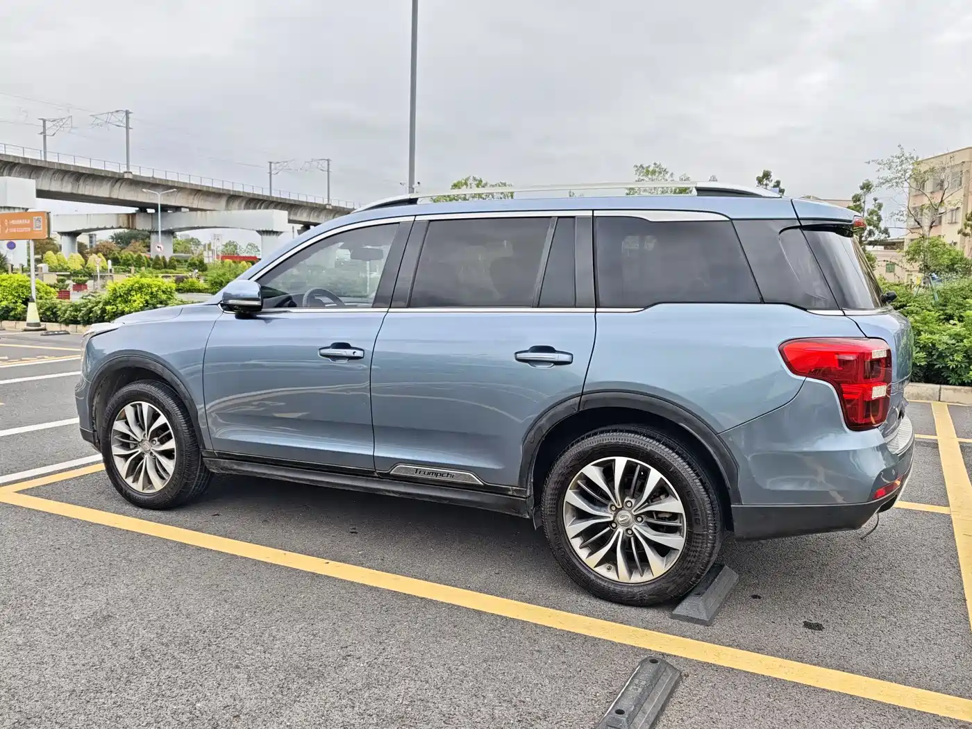 GAC Trumpchi Trumpchi GS8 2017 320T 2WD Luxury Smart Connect (7-seater) фото 25