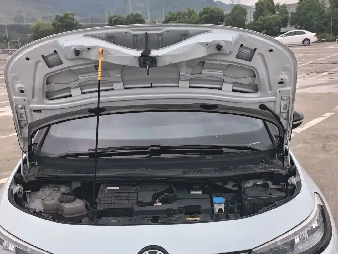 Volkswagen ID.3 2023 Pure Smart Edition фото 13