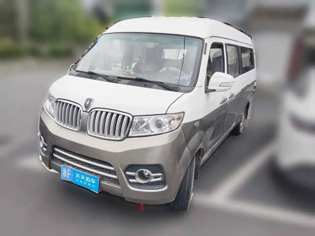 Фото 1 - Jinbei New Hiace X30L