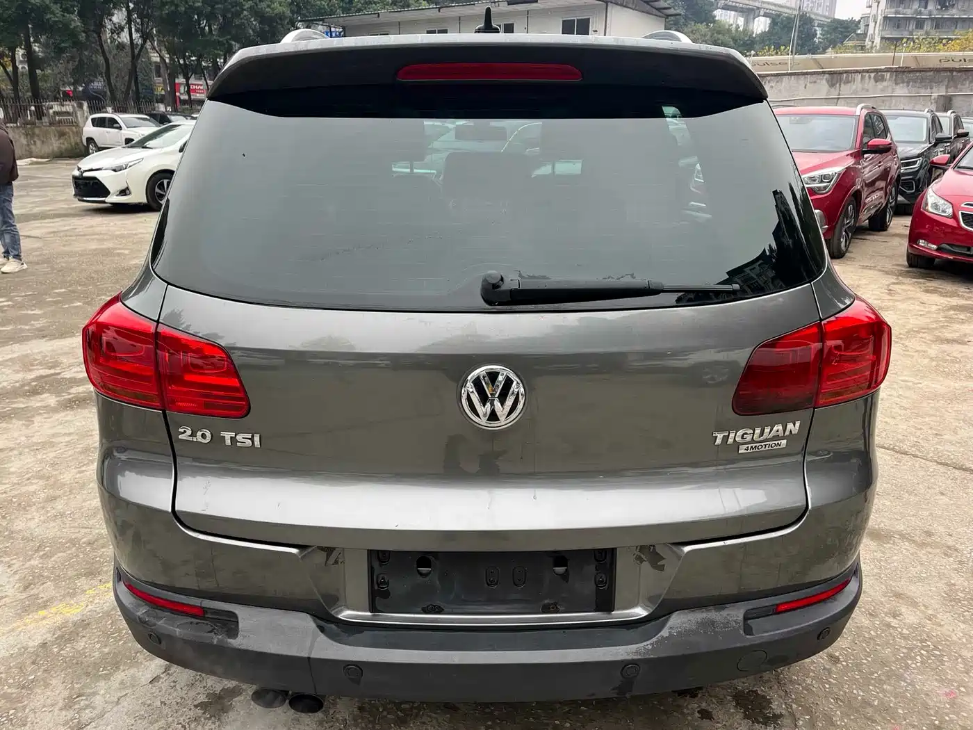 Volkswagen Tiguan 2011 Model 2.0TSI R-Line фото 9