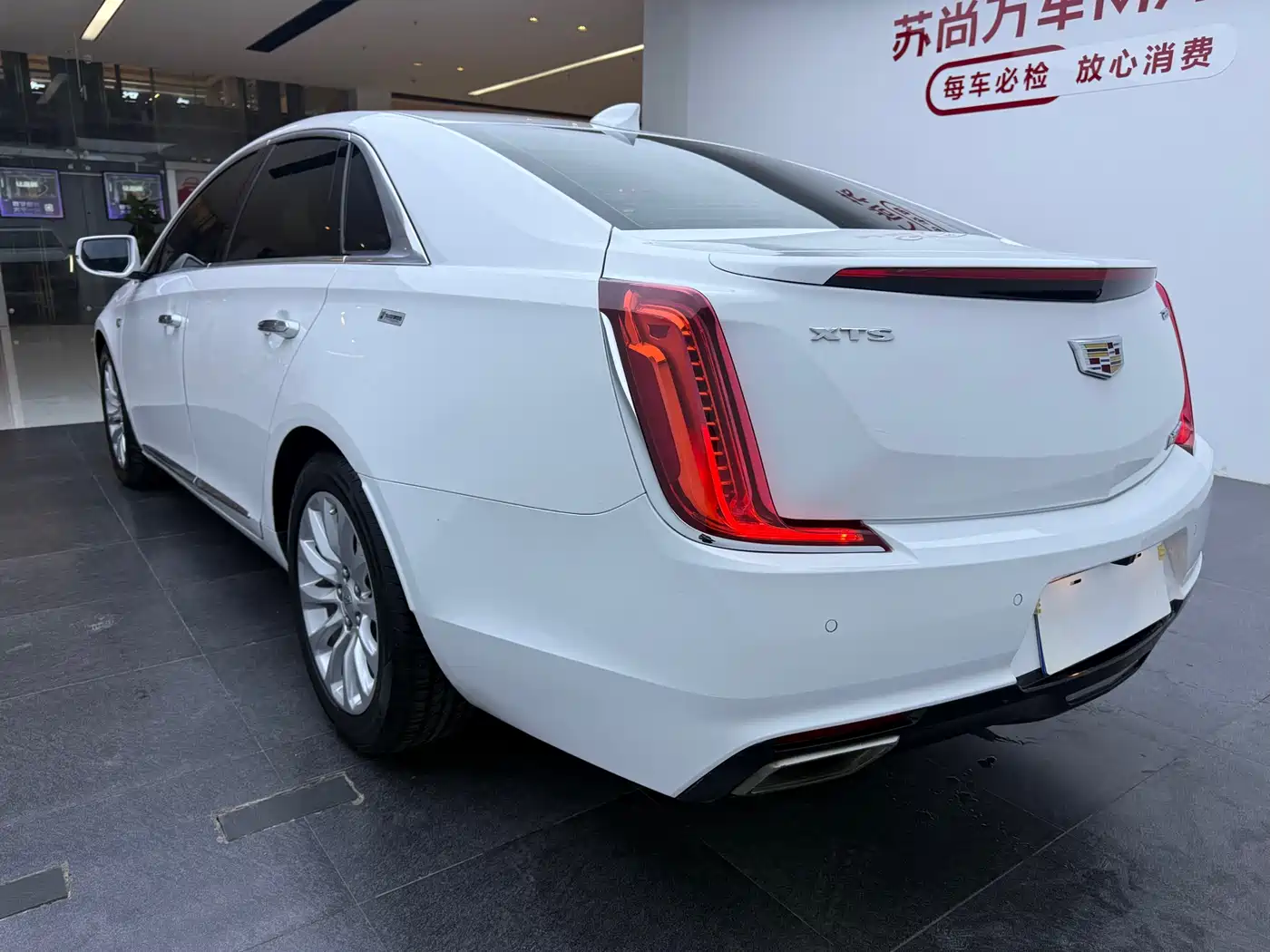 Cadillac XTS 2018 28T Technology фото 10
