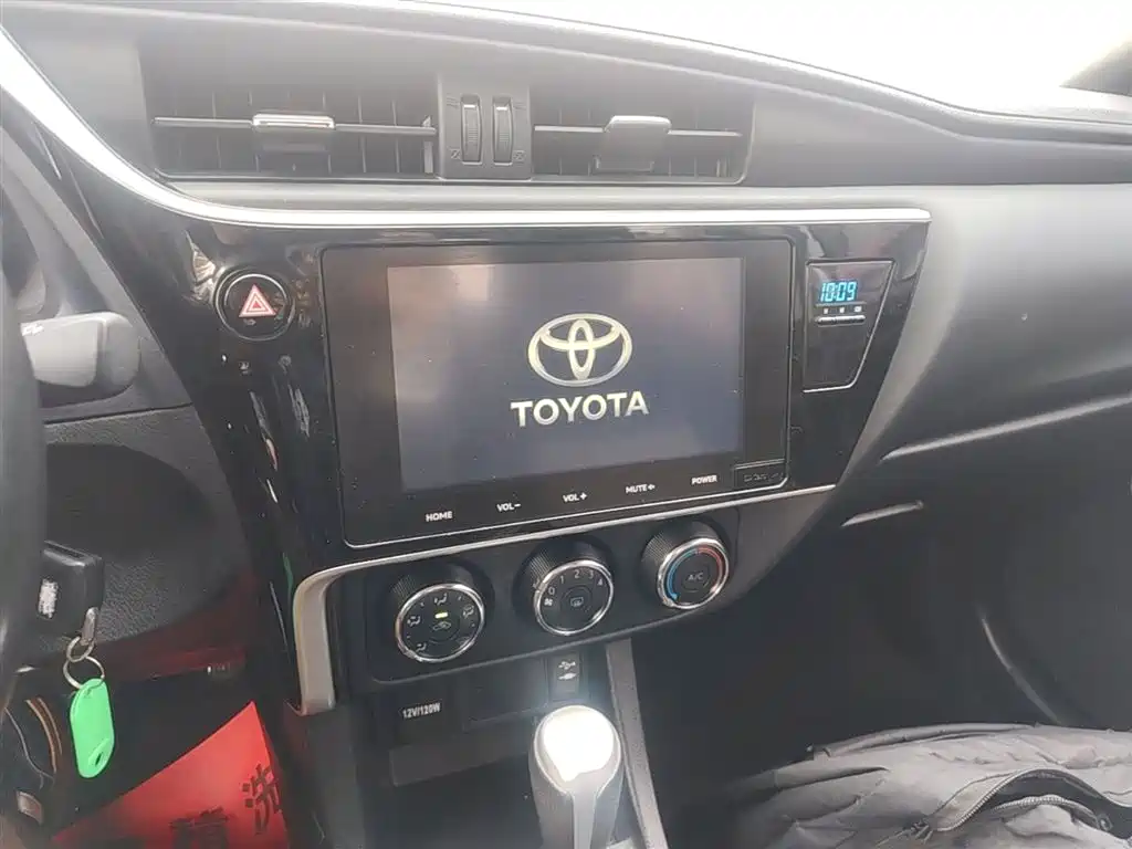 Toyota Levin 2017 Facelift 185T CVT Elite (China V) фото 13