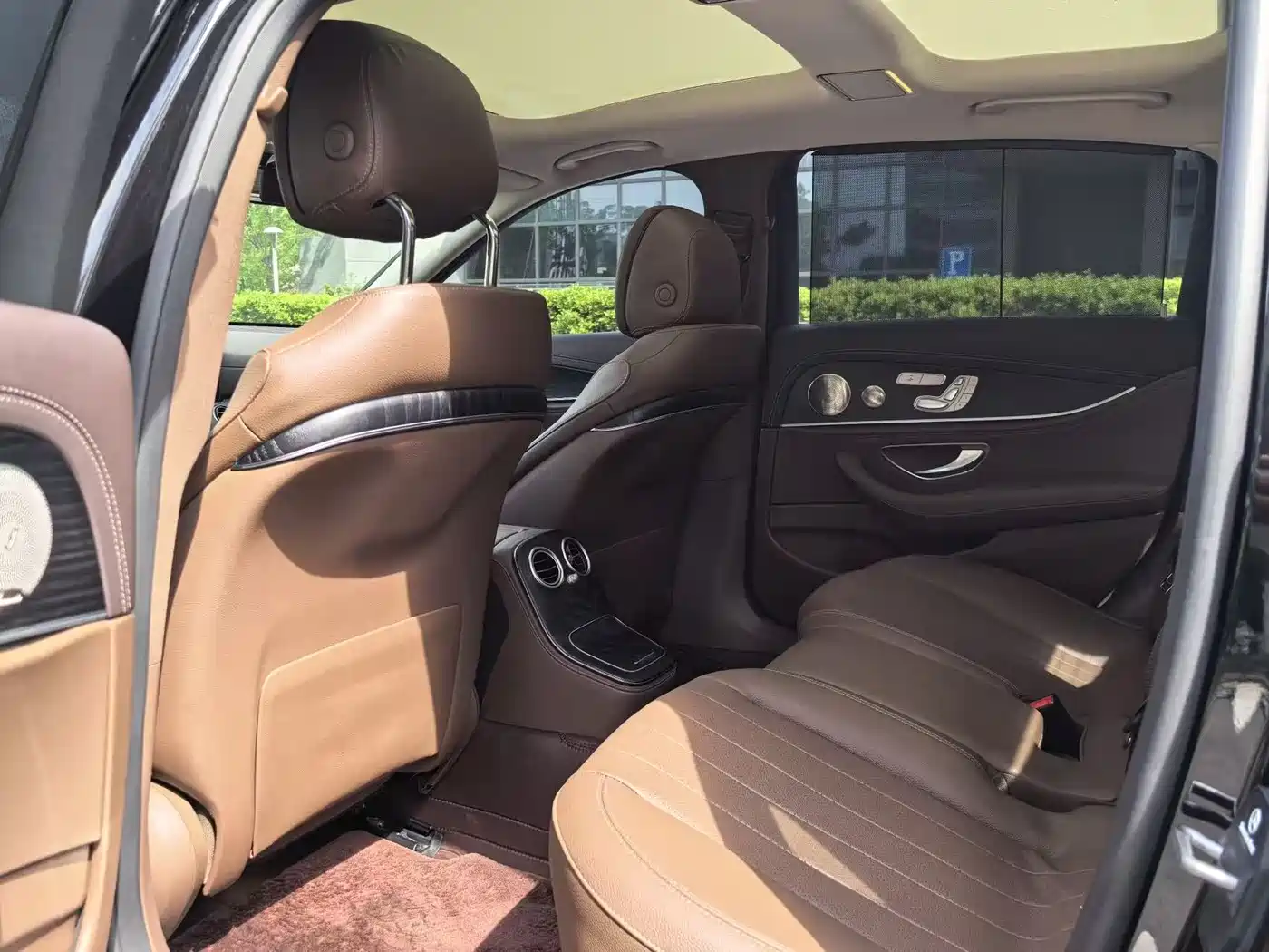 Mercedes-Benz E-Class 2022 E 300 L Luxury фото 8