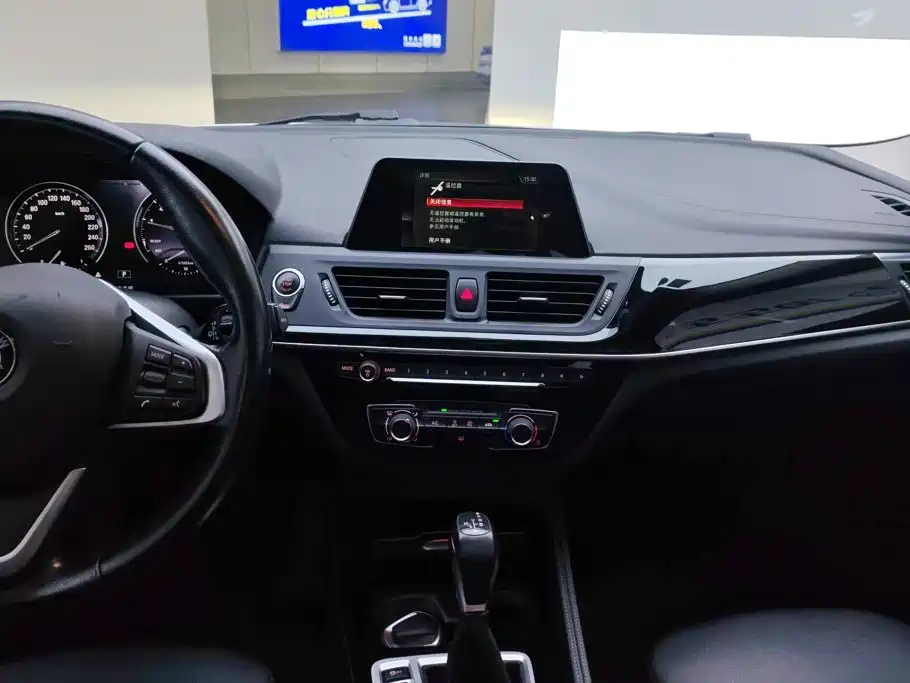 BMW 1 Series 2017 2017 118i Sport