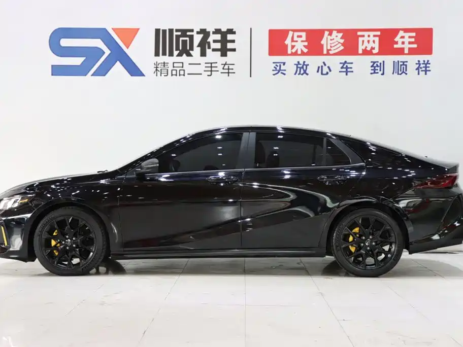 GAC Trumpchi Trumpchi Emkoo 2022 2021 270T DCT J15 Edition