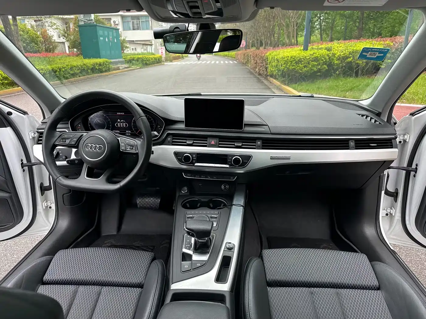 Audi A4L 2018 30th Anniversary 40 TFSI Sport фото 5