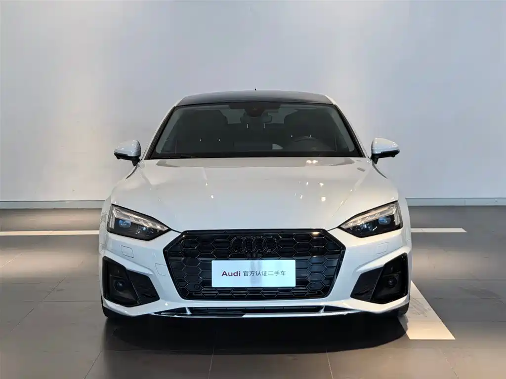 Audi A5 (Import) 2022 Sportback 40 TFSI Fashion Dynamic фото 2