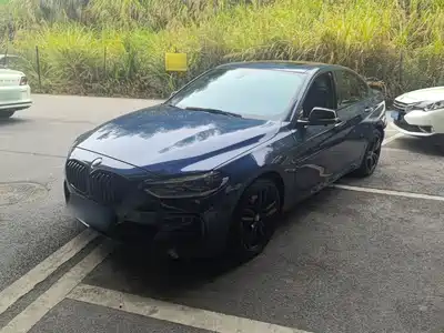 BMW 1