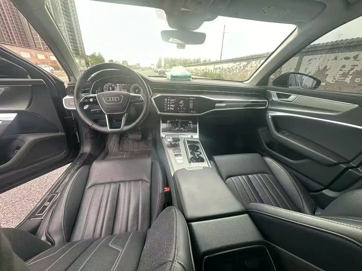 Audi A6L 2025 40 TFSI Luxury Sport фото 5