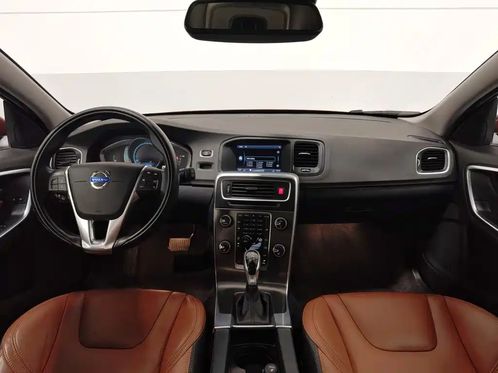 Volvo V60 2014 2014 Model Year Facelift T5 Inscription