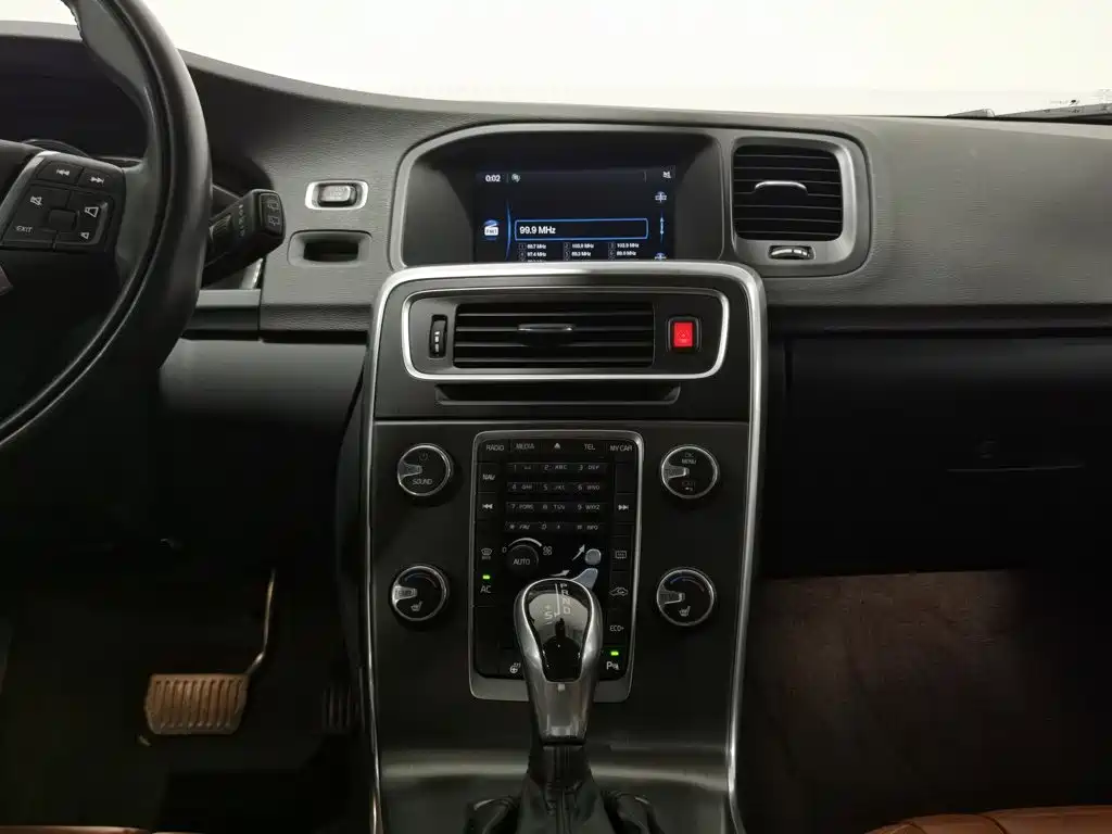 Volvo V60 2014 2014 Model Year Facelift T5 Inscription