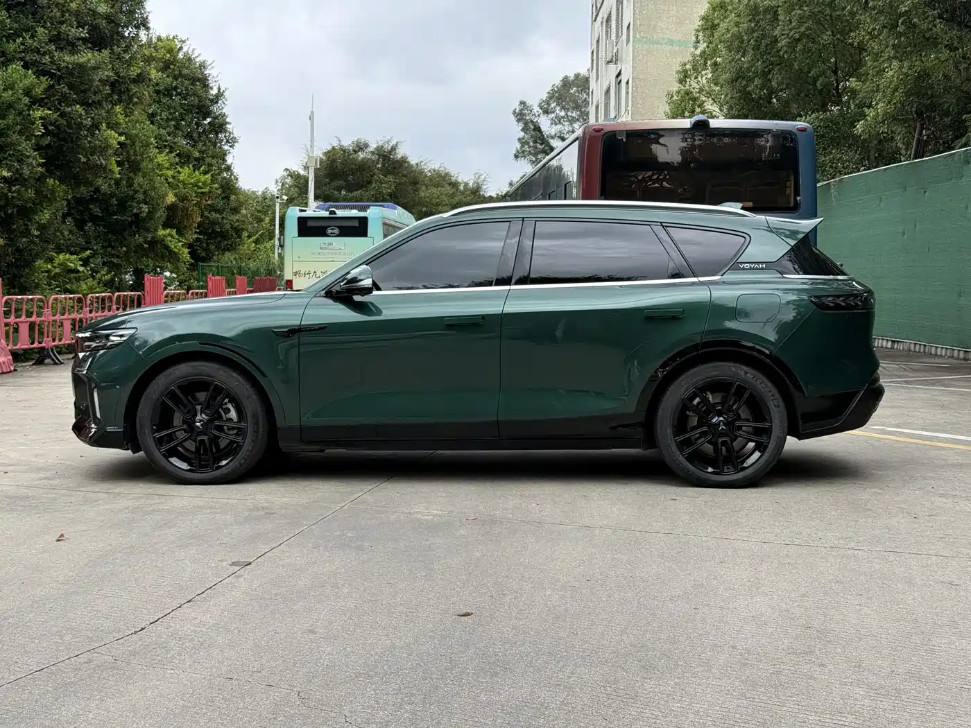 Voyah Auto VOYAH FREE 2024 Ultra Long Range Intelligent Driving Edition фото 2
