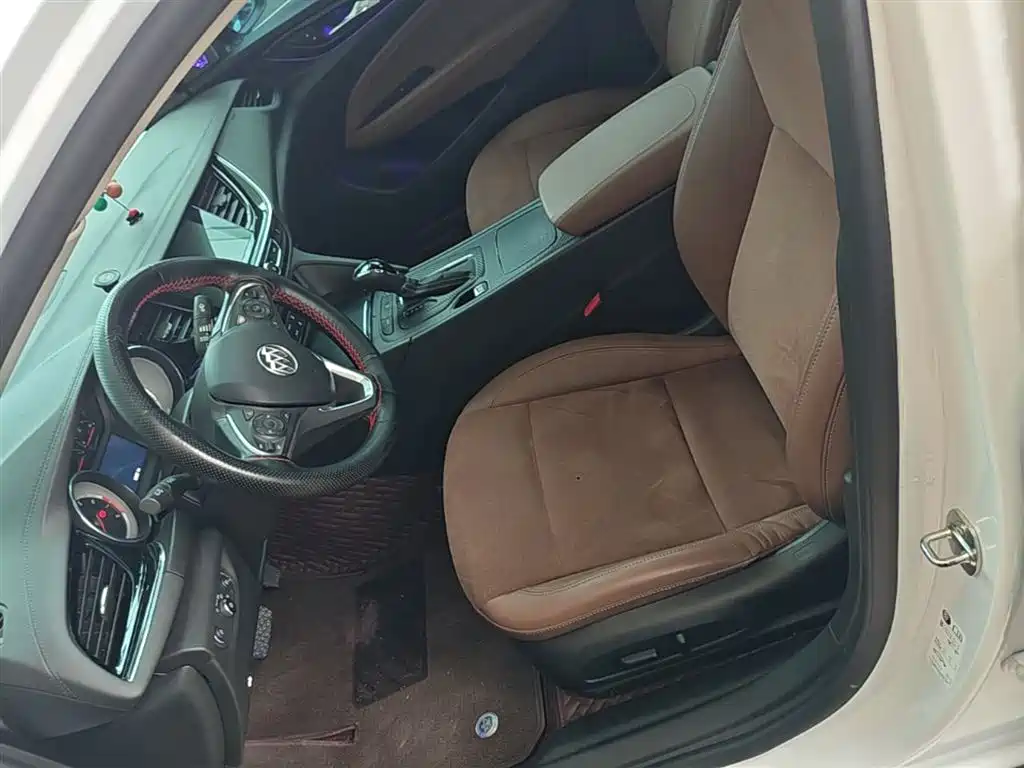 Buick Regal 2019 20T Elite China VI фото 15