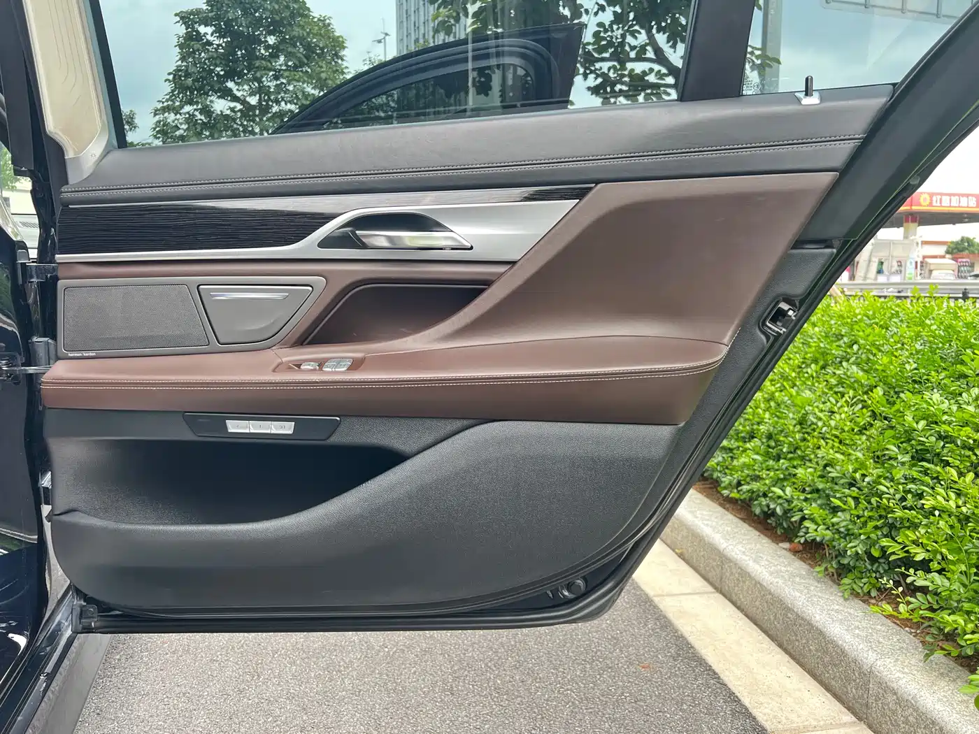 BMW 7 Series 2018 740Li Leading Type M Sport Package фото 52