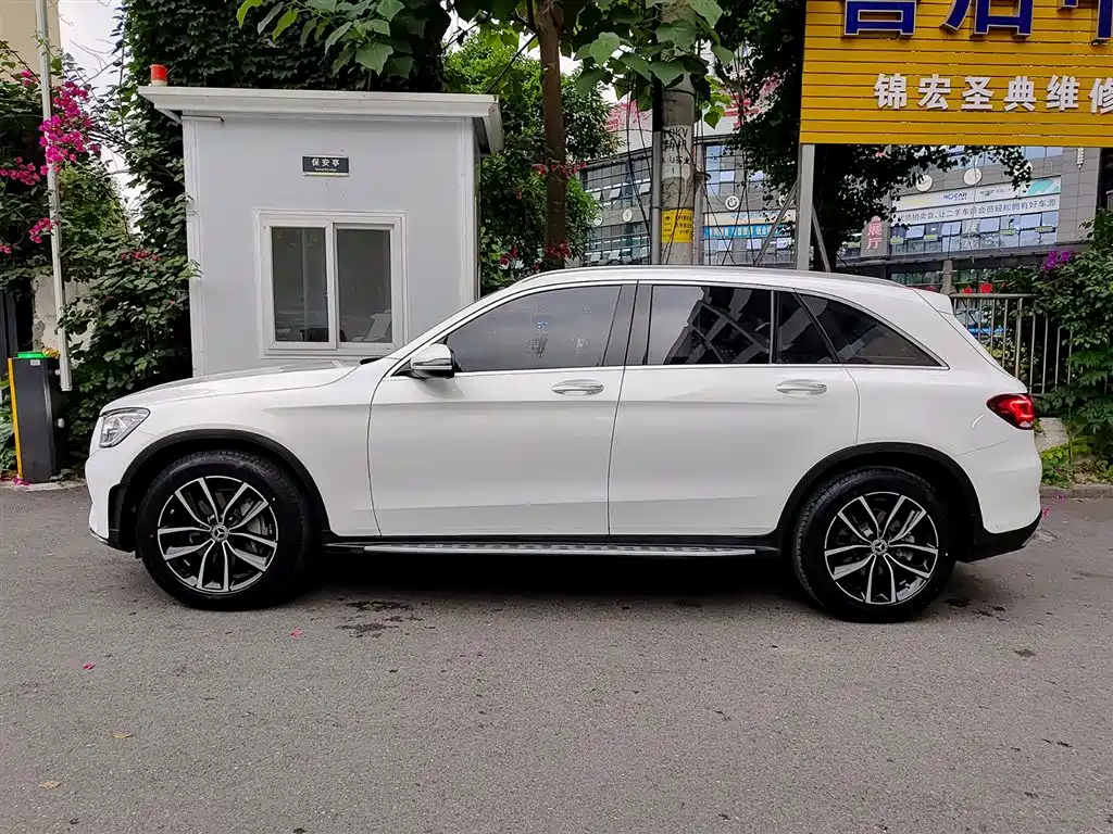 Mercedes-Benz GLC 2021 GLC 260 L 4MATIC Luxury фото 3