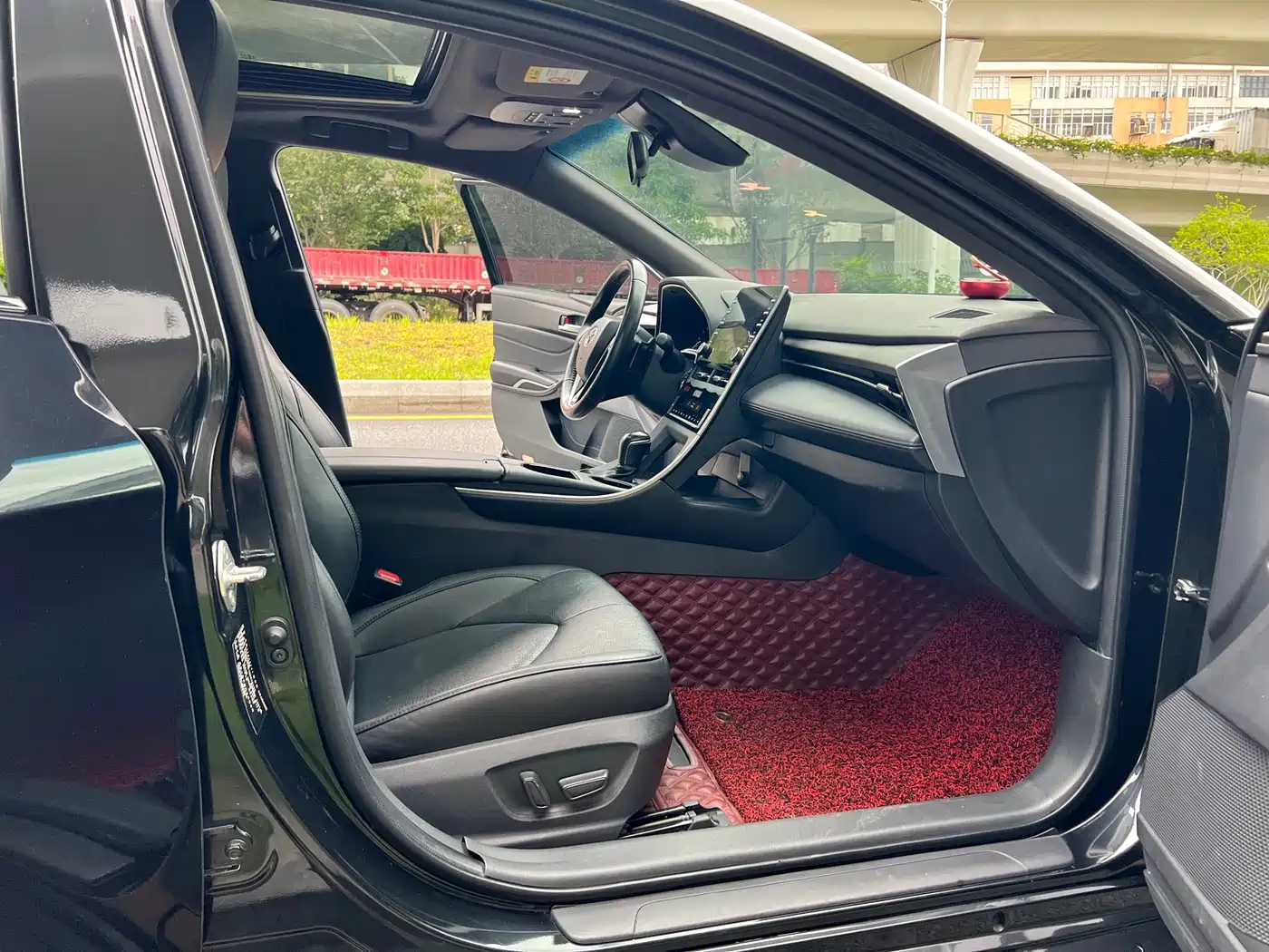 Toyota Avalon 2021 2.5L Luxury Edition фото 14