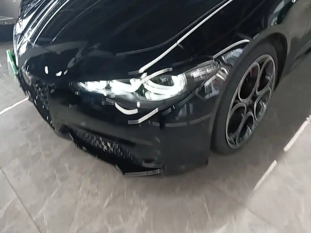 Alfa Romeo Giulia 2026 2023 2.0T 280HP Track Edition