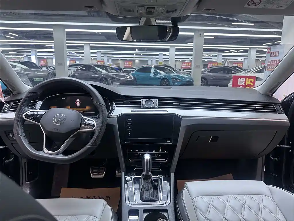 Volkswagen Magotan 2024 2 Million Units Public Sharing Edition 330TSI DSG Luxury фото 8