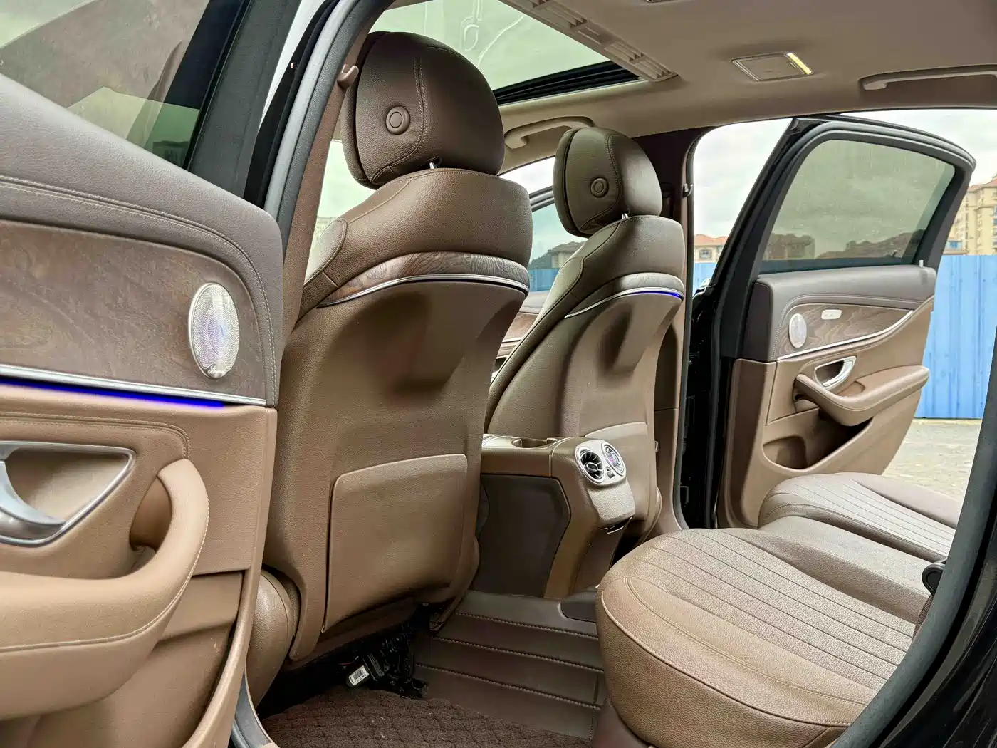 Mercedes-Benz E-Class 2019 E 260 L фото 6