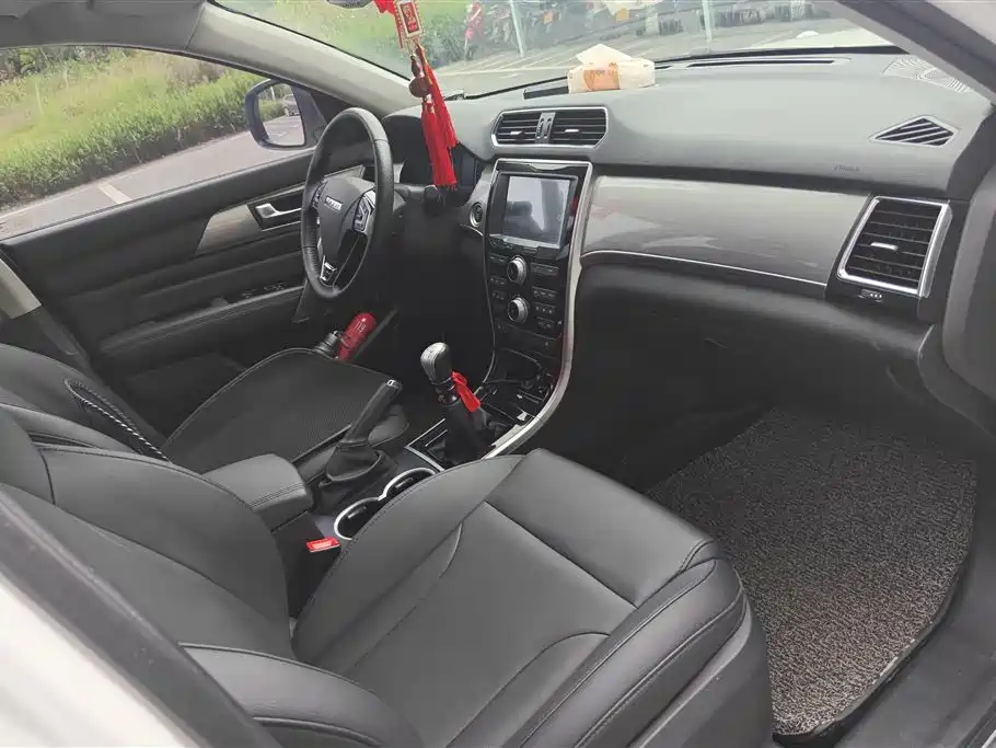 Haval H2 2016 Red Label 1.5T Manual 2WD Elite фото 8