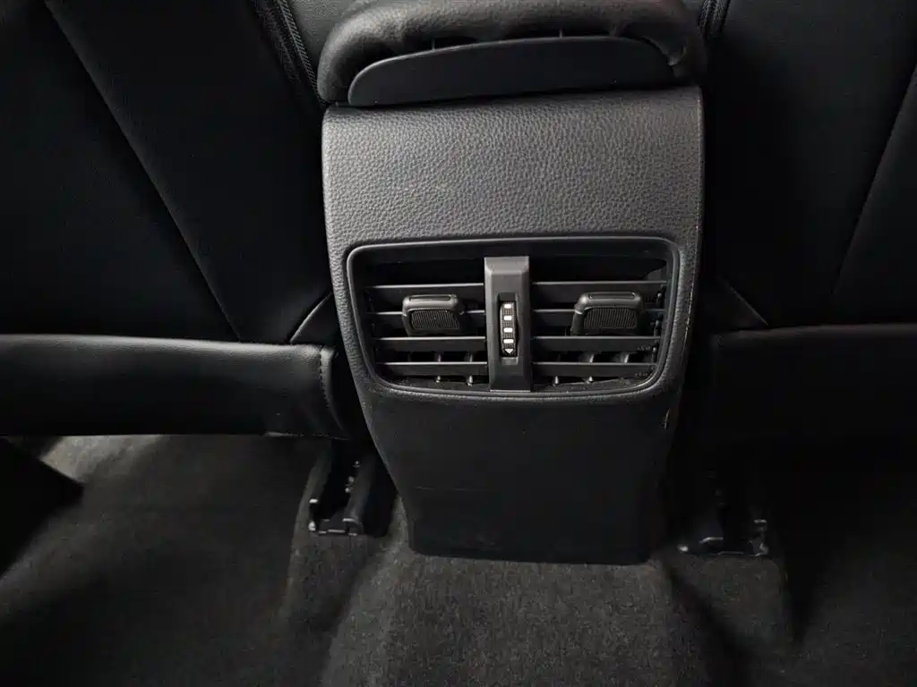 Toyota Corolla Cross 2023 2.0L Elite Edition фото 13