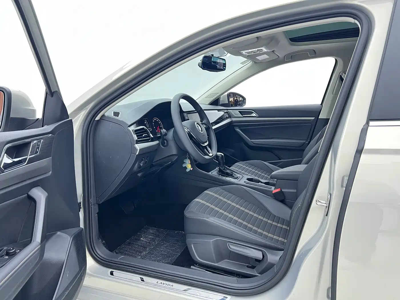 Volkswagen Lavida 2019 280TSI DSG Comfort Edition China VI фото 5