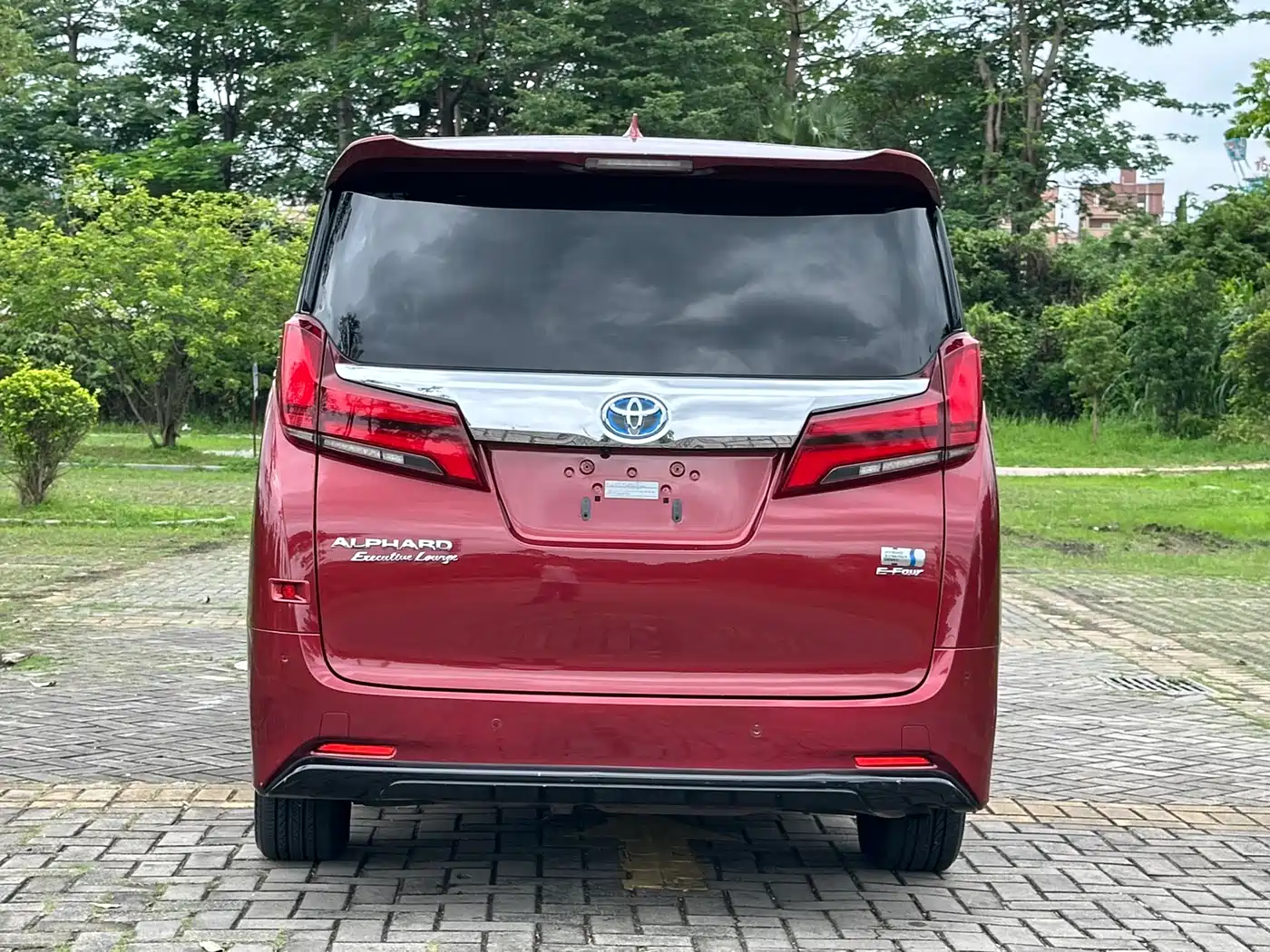 Toyota Alphard 2020 Hybrid 2.5L Premium Edition фото 5