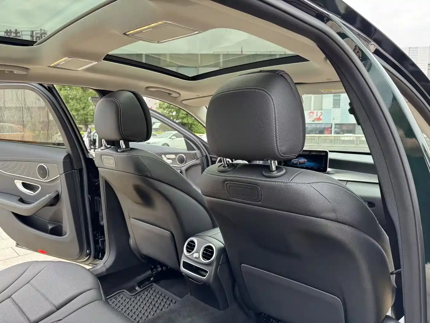 Mercedes-Benz C-Class 2019 C 260 L Sport фото 20